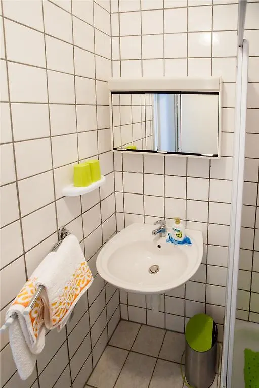 Friendly People'S Guest House Zara 3*,
